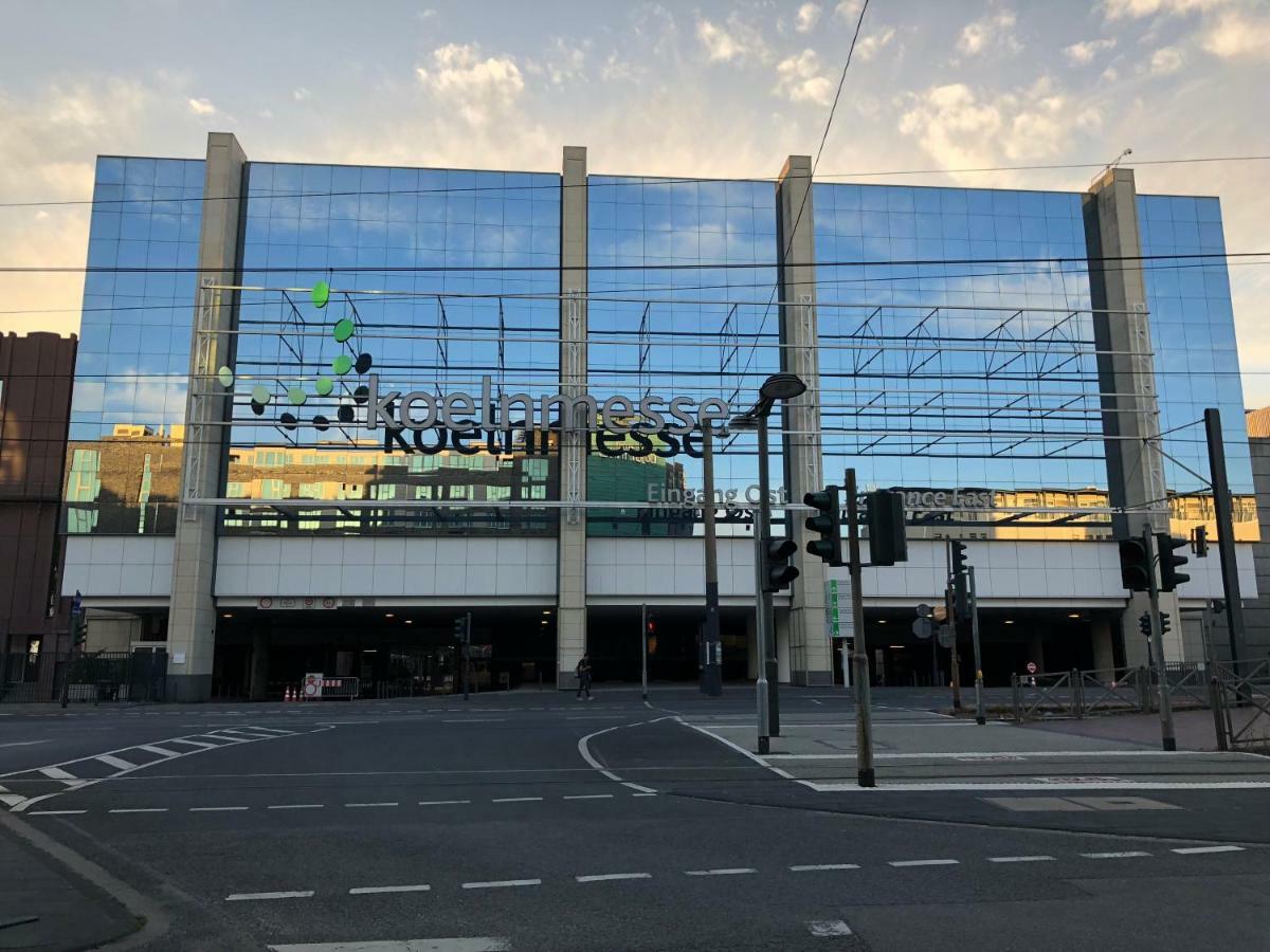City Luxus Appartement Naehe Koeln Messe - Lanxess Arena Екстериор снимка