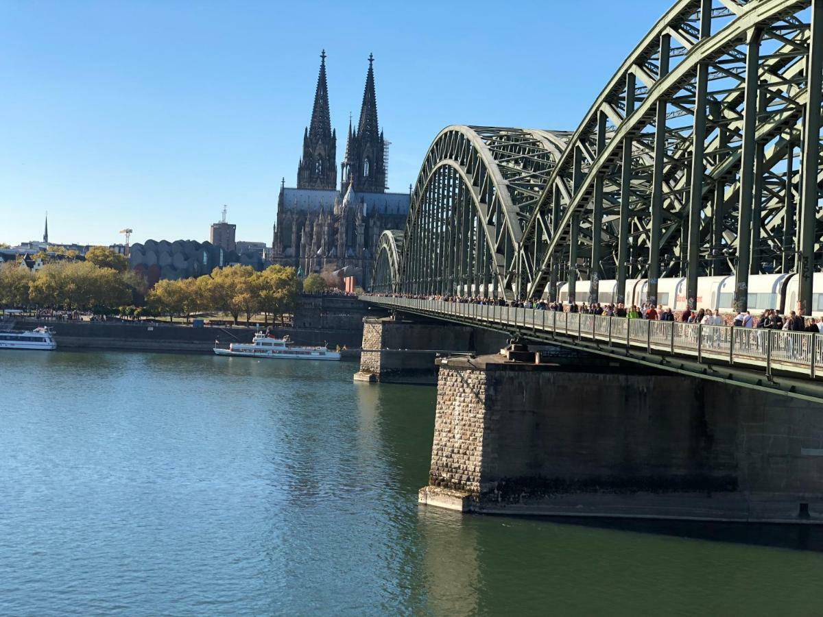 City Luxus Appartement Naehe Koeln Messe - Lanxess Arena Екстериор снимка